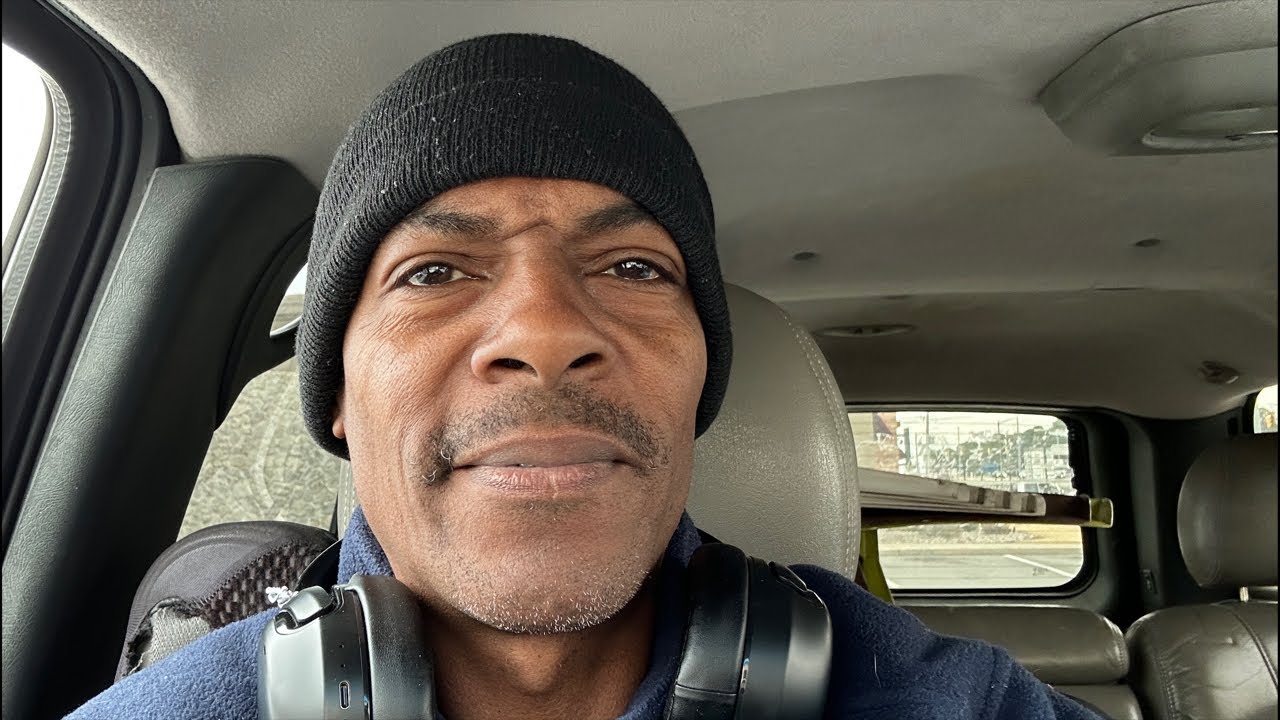 GOD IS GIVING YOU STRENGTH | ISAIAH 40:31 | DARRON MOORE