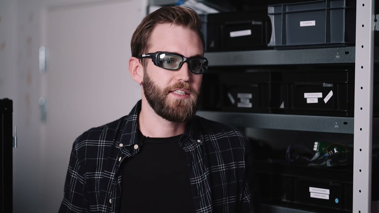 Womanium - how to build a fiber laser system for quantum applications