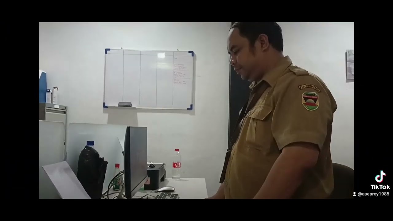 Bekerja dengan ikhlas   #cover #videoyoutuber #mengabdiuntuknegeri #semangat #berkahhidup