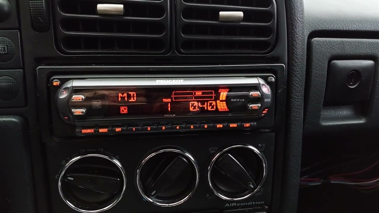 Sony MiniDisc Car Player