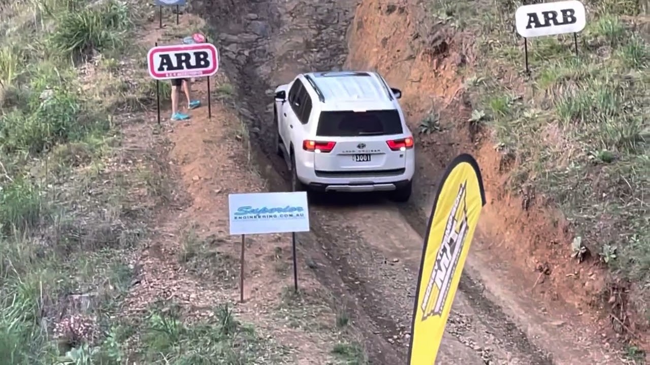 300 Toyota Landcruiser has a crack at Beer O’clock Hill