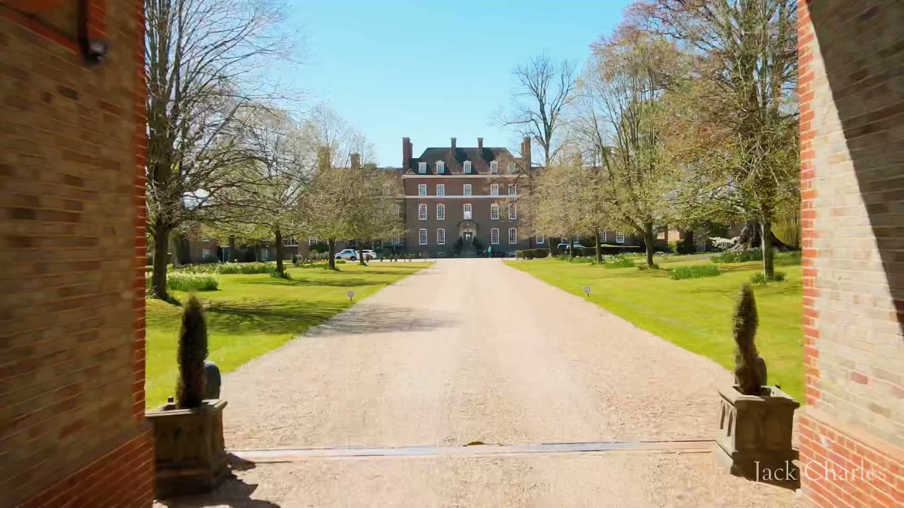 Coach House Mews, Great Maytham Hall
