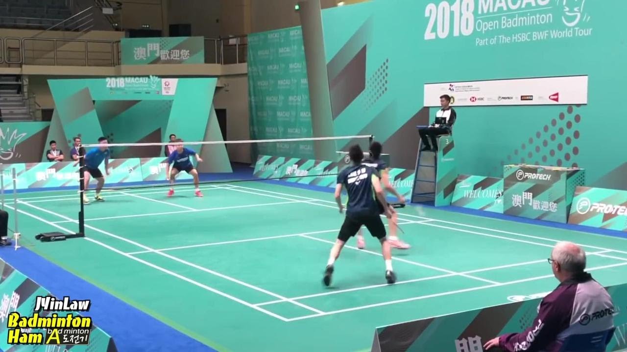 低视角（陈文宏 金沙朗 vs 李胜木 杨博轩）马来西亚 韩国vs中国台湾 羽毛球比赛外录现场 男双 男子双打 羽毛球比赛 体育运动