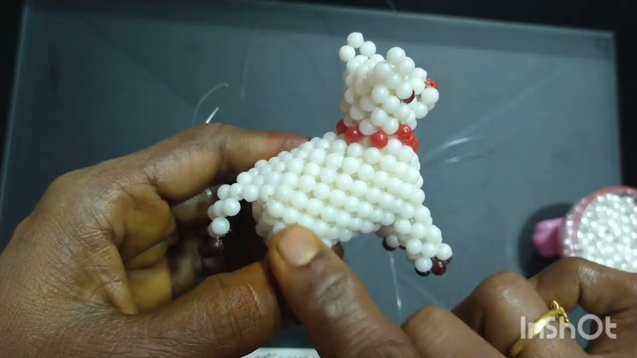 Beads Dog, பாசியில் நாய். Part:1komskreations, komathisekar. 🌹🌹