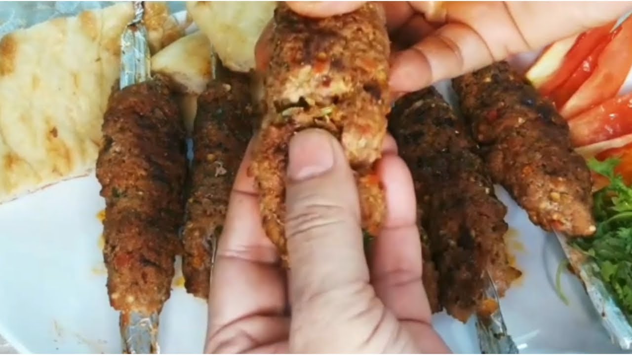 (আদানা কাবাব) ঘরেই বানিয়ে নিন ভীষণ মজার এই কাবাব। Adana kebab