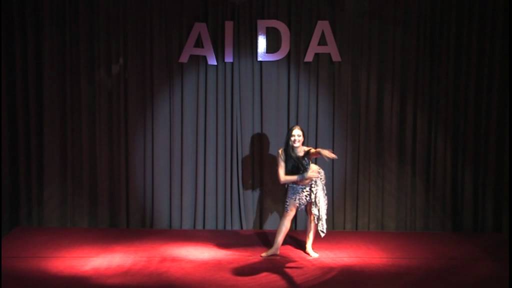 Aida. Agibni Kulak
