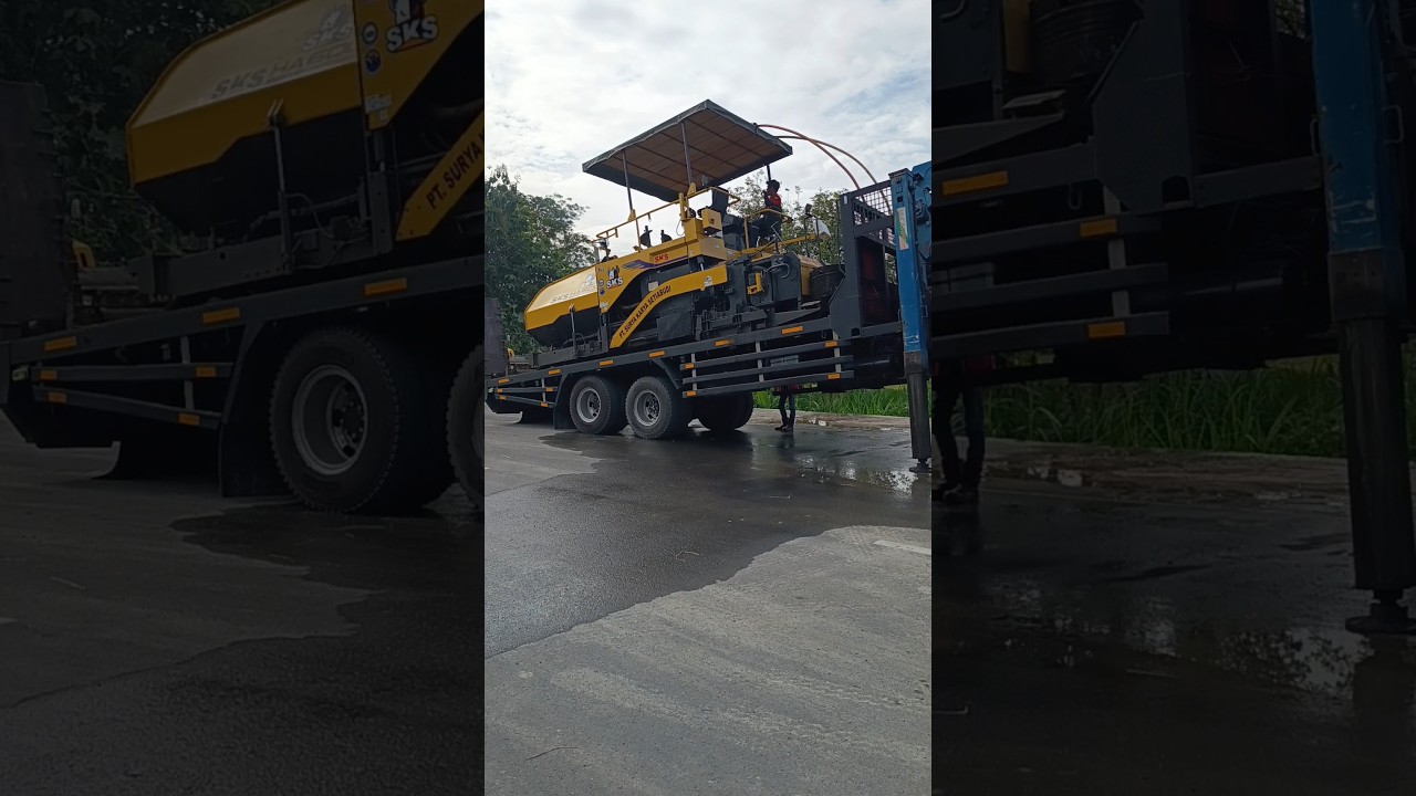 Cara Kerja Truk Menurunkan Alat Berat #truk #trukoleng #trukmania