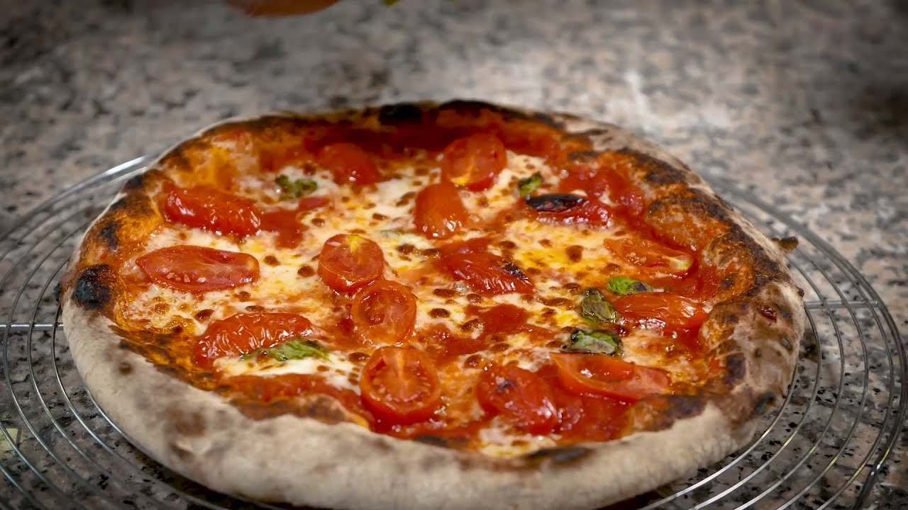 MOLINI PIVETTI - DOUGH WITH PIZZA BLU FLOUR by FEDERICO PERRONE