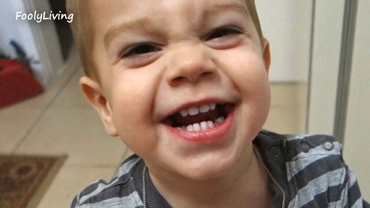 Ahh SHEET! The Banana Dance - June 2, 2014 - FoolyLiving Vlog