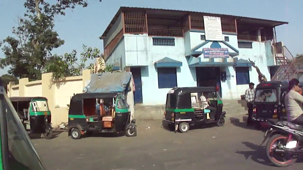 Driving in Surat city, Gujarat, India; 23rd May 2012