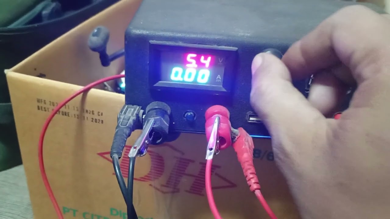 DIY Voltmeter Variable 