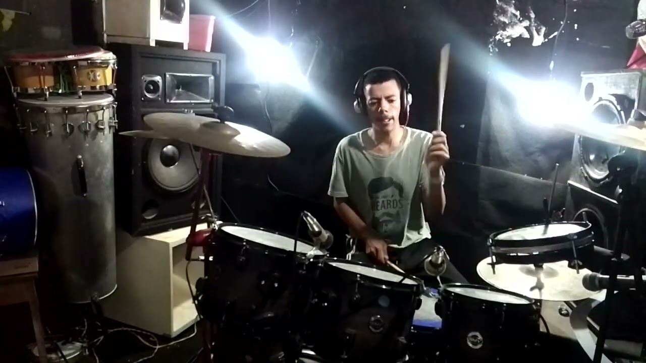 Oséias Batera tocando vai ter troco Tayrone cigano!  cover