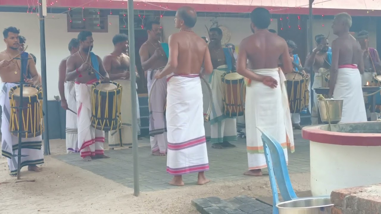 നെഞ്ചിൽ തട്ടുന്ന താളം… അതാണ് ചെണ്ടമേളം 🔥🥁#Chendamelam #PooramVibes #KeralaCulture #Ulsavam #TempleVi