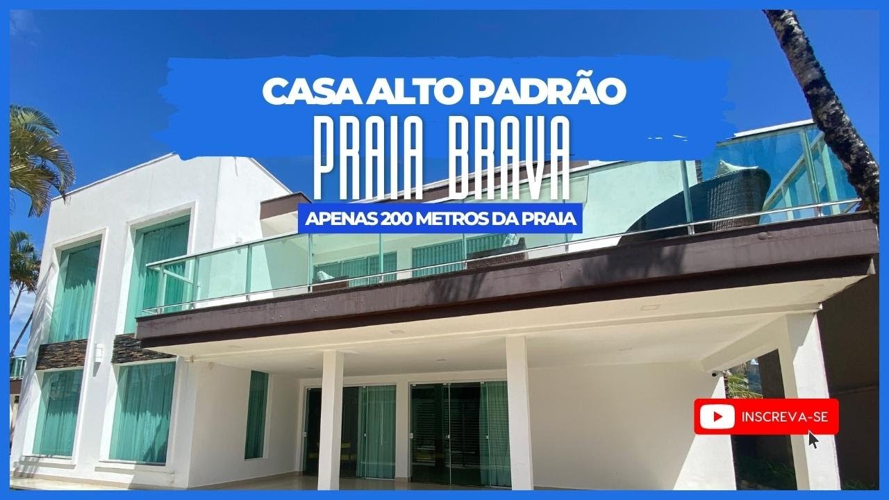 Casa Alto Padrão, apenas 200m da Praia Brava em Caiobá.