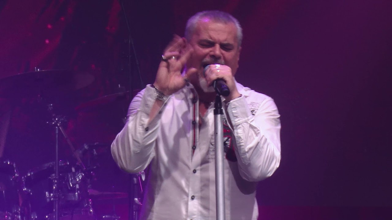 Opća Opasnost - Sad mi reci (Live at Dom sportova 2019)