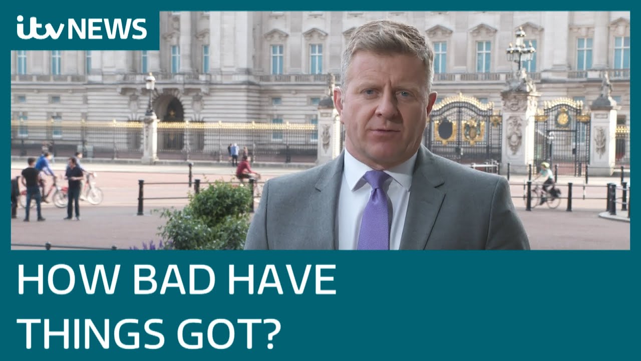 Relations between the Sussexes and Royal family at rock bottom, says book | ITV News