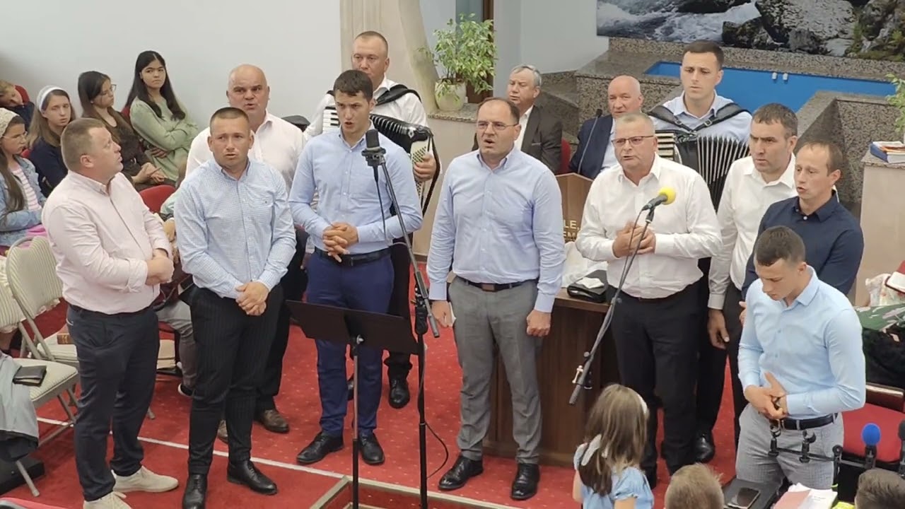 În clipa cînd ceream iertare ..  Grupul din Iazlovăț.