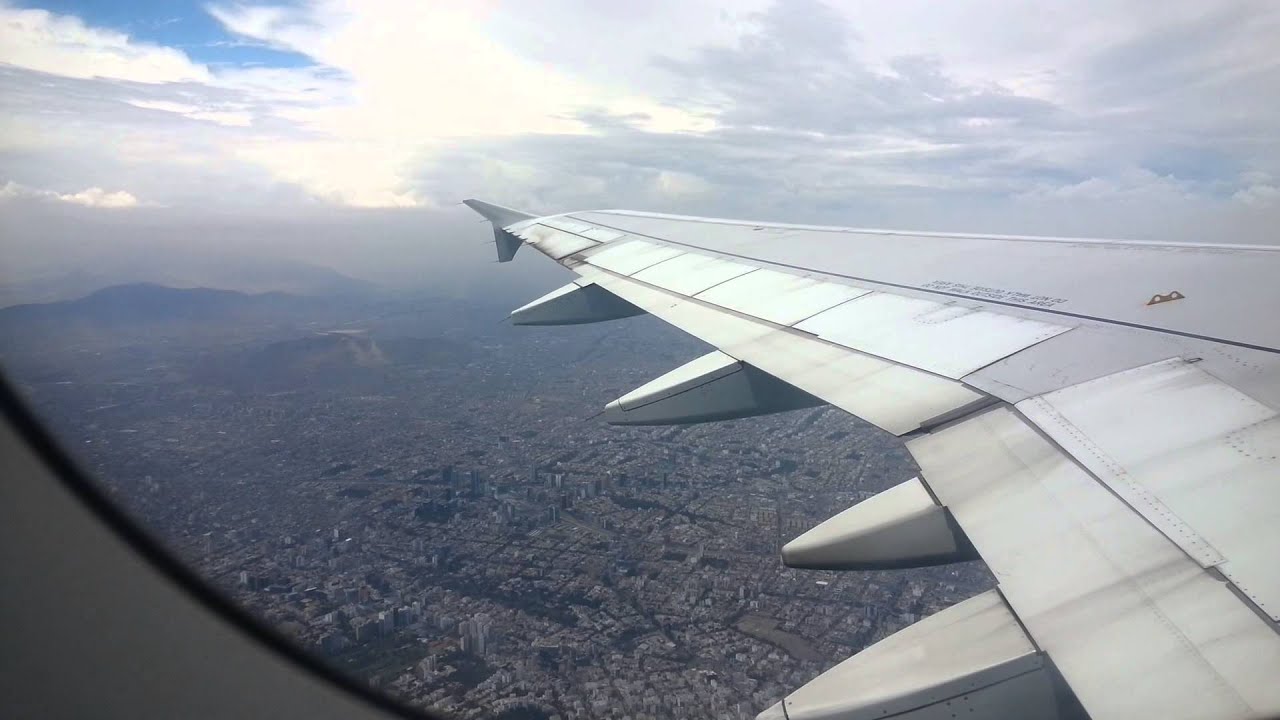 Despegue de avión desde Lima.