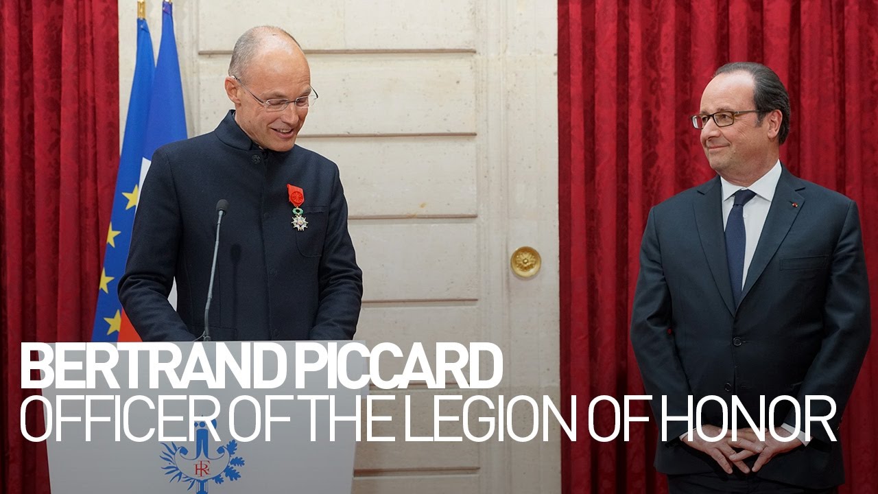 Bertrand Piccard&rsquo;s vision for renewable energies rewarded by President Fran&ccedil;ois Hollande