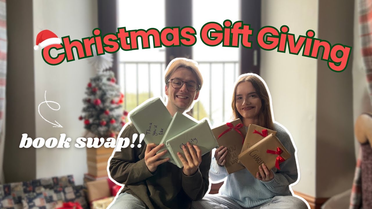 Bookish Christmas Gift Giving - Book Swap🎅📚