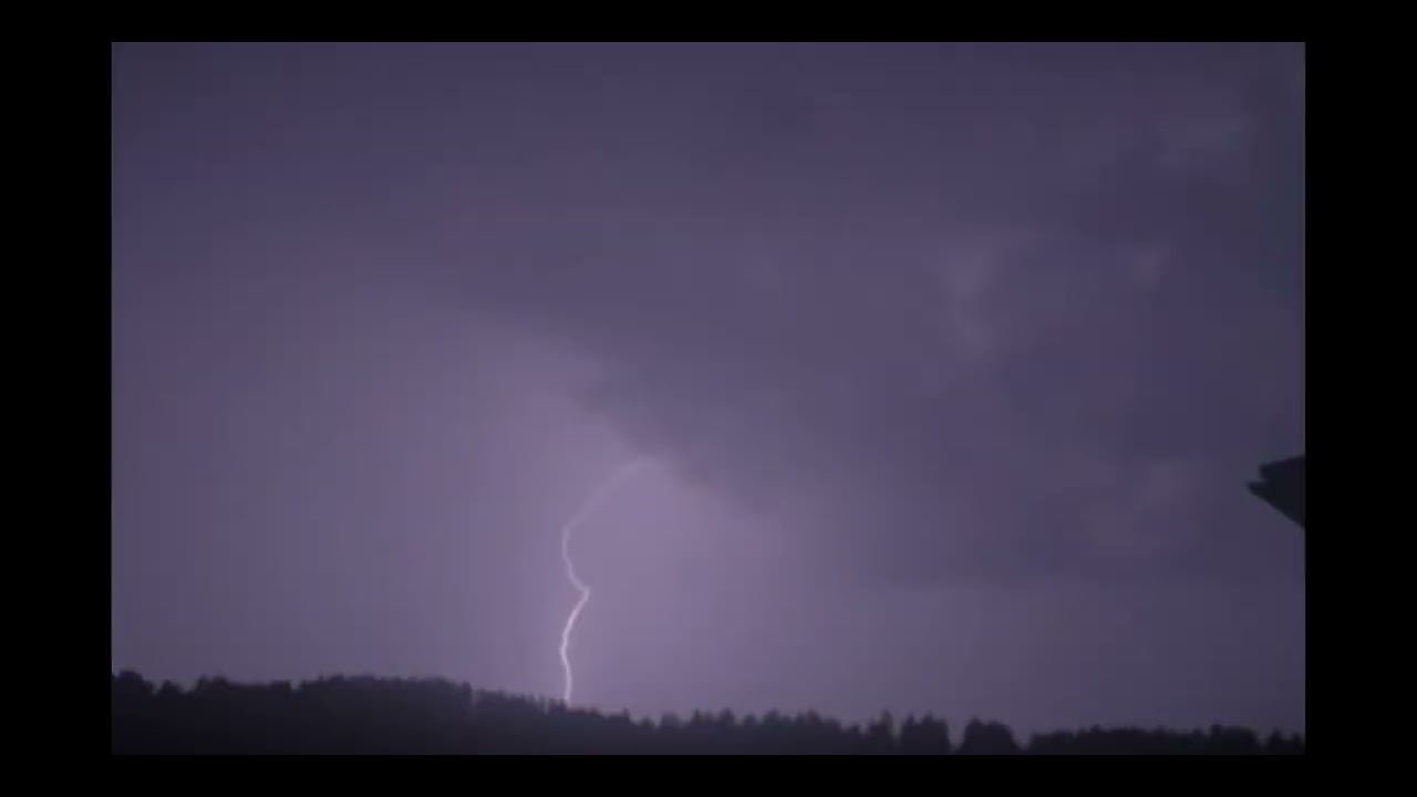 Ukkonen H&auml;meenlinnassa 31.7.2025