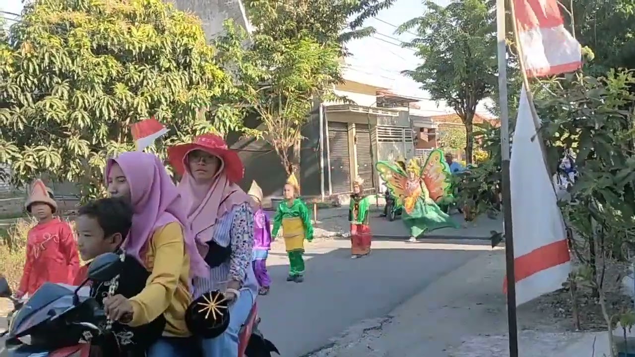 KARNAVAL HUT RI Tahun 2022 MI ISLAMIYAH SURABAYAN