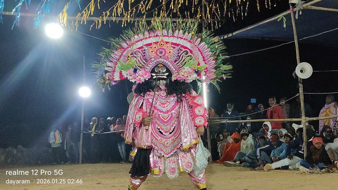//ওস্তাদ দেবী লাল কর্মকার অসুর নাচ প্রথম আসর পেয়ে  গোটা আসর কাপায় দিল// পলমা গ্রামে