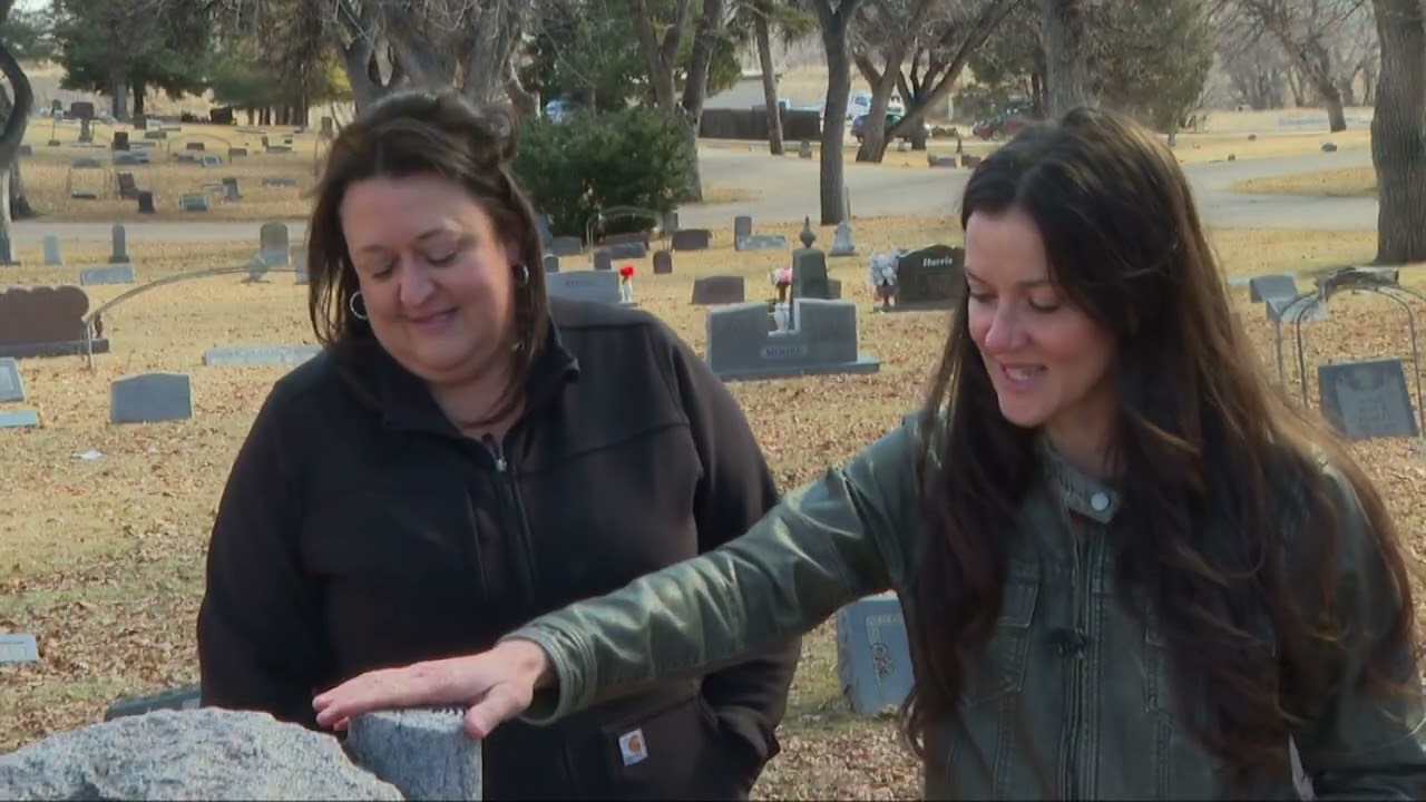 Family fights cemetery's demand to remove headstone with middle finger images after five years