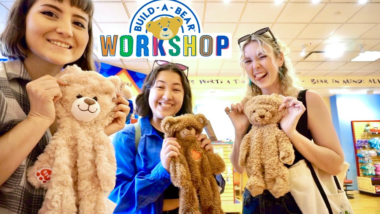 Best Friends Go To Build-A-Bear