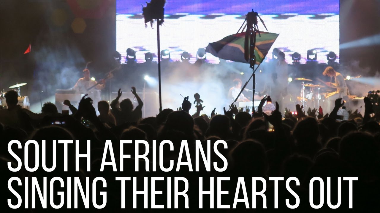 MANGO GROOVE & FOSTER THE PEOPLE LIVE | ROCKING THE DAISIES 2016 | Day 2 - Boring Cape Town Chick