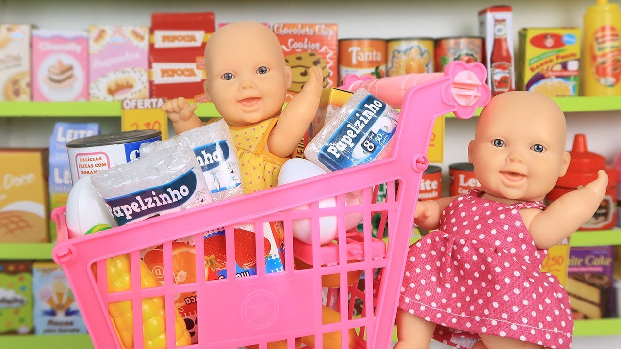 MEGIE E MIA BAGUNÇAM NO SUPERMERCADO - Lilly Doll