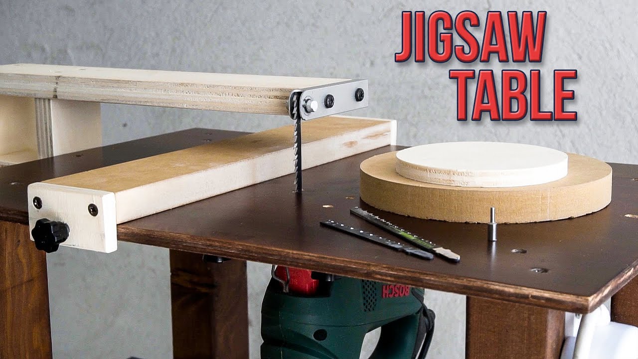 Jigsaw Table DIY that's perfect for cutting circles