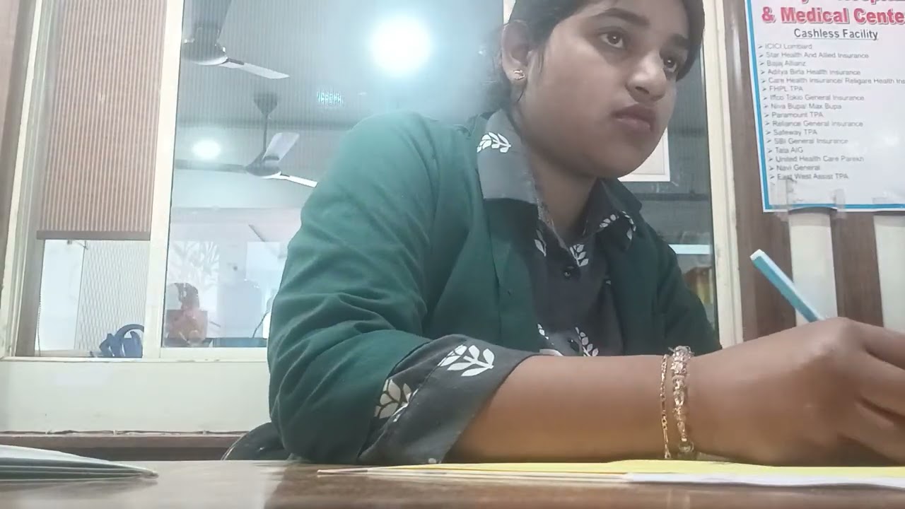 Aaj bahut bheed thi reception pr #ladybosskhushi 