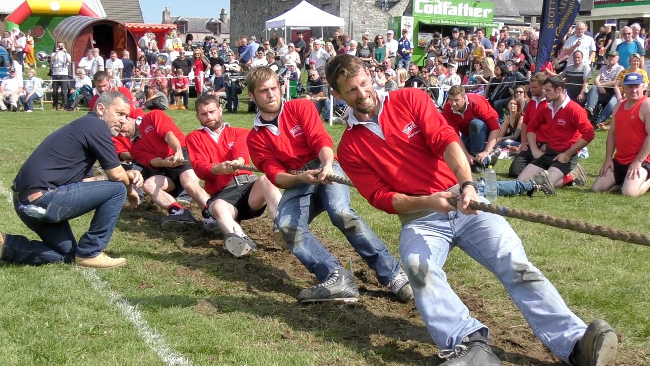 Tug o' War 500kg team challenge finals at Dufftown Highland Games in 2019 won by Cornhill