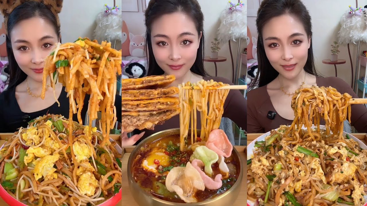 Mukbang : Eating Spicy Noodles 🍜🍜 fire Noodles 🍜 with Hotdogs 😋