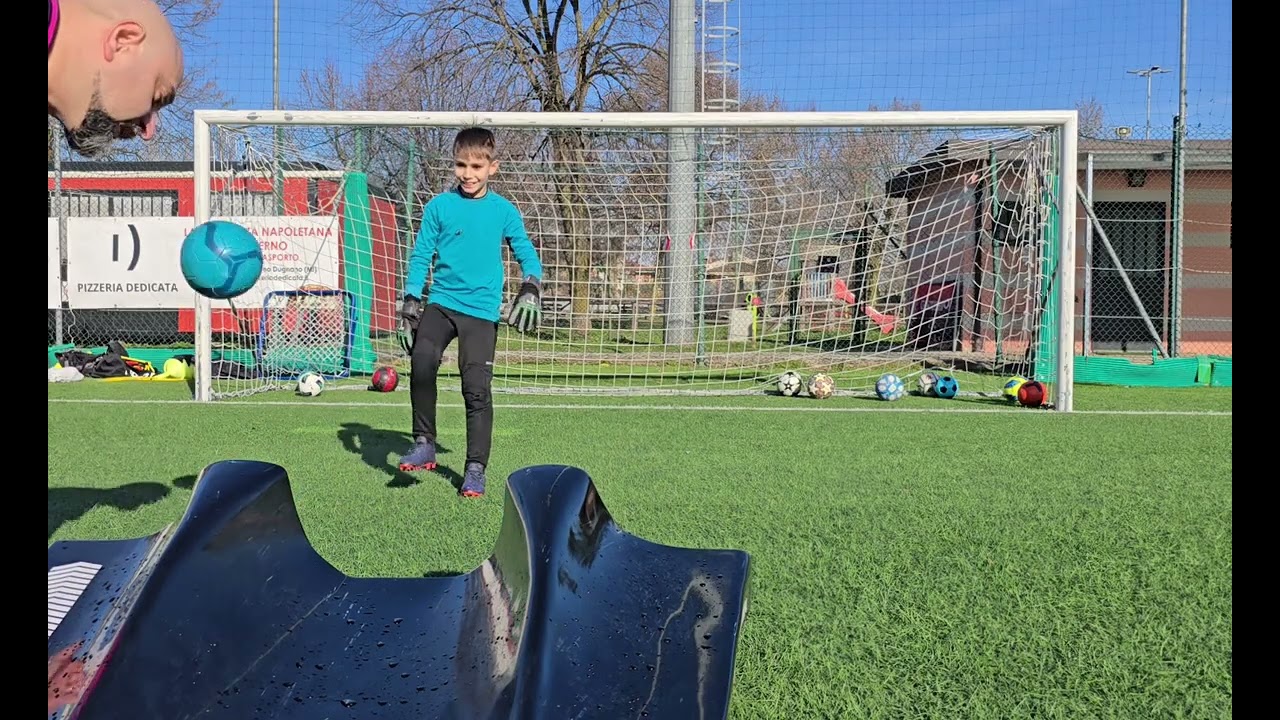 Allenamento giovani portieri, Ianis VS Deviatore, divertimento assicurato, training for goalkeepers!