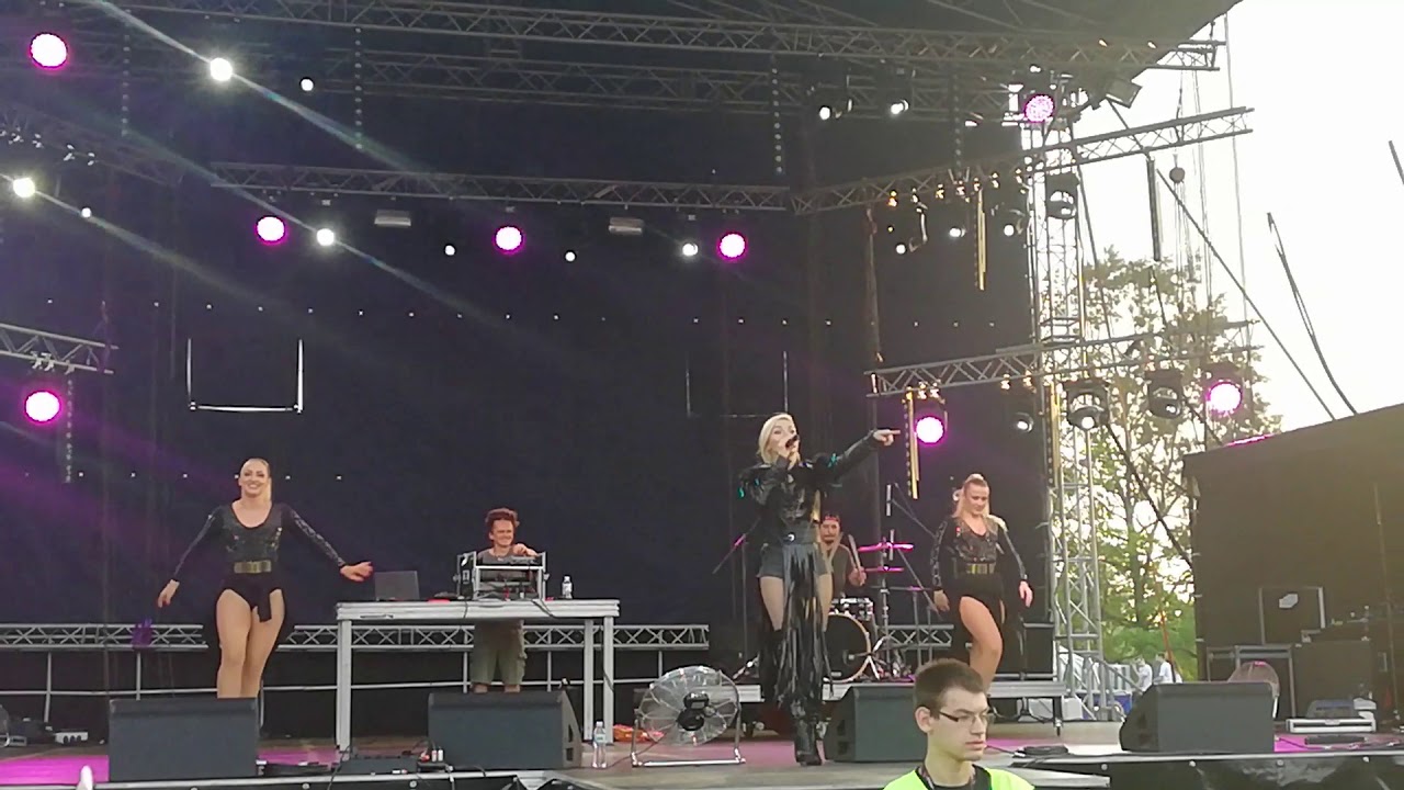 CLEO  Łowcy Gwiazd  Dni Piekar Śląskich 21 07 2018 ( kris)