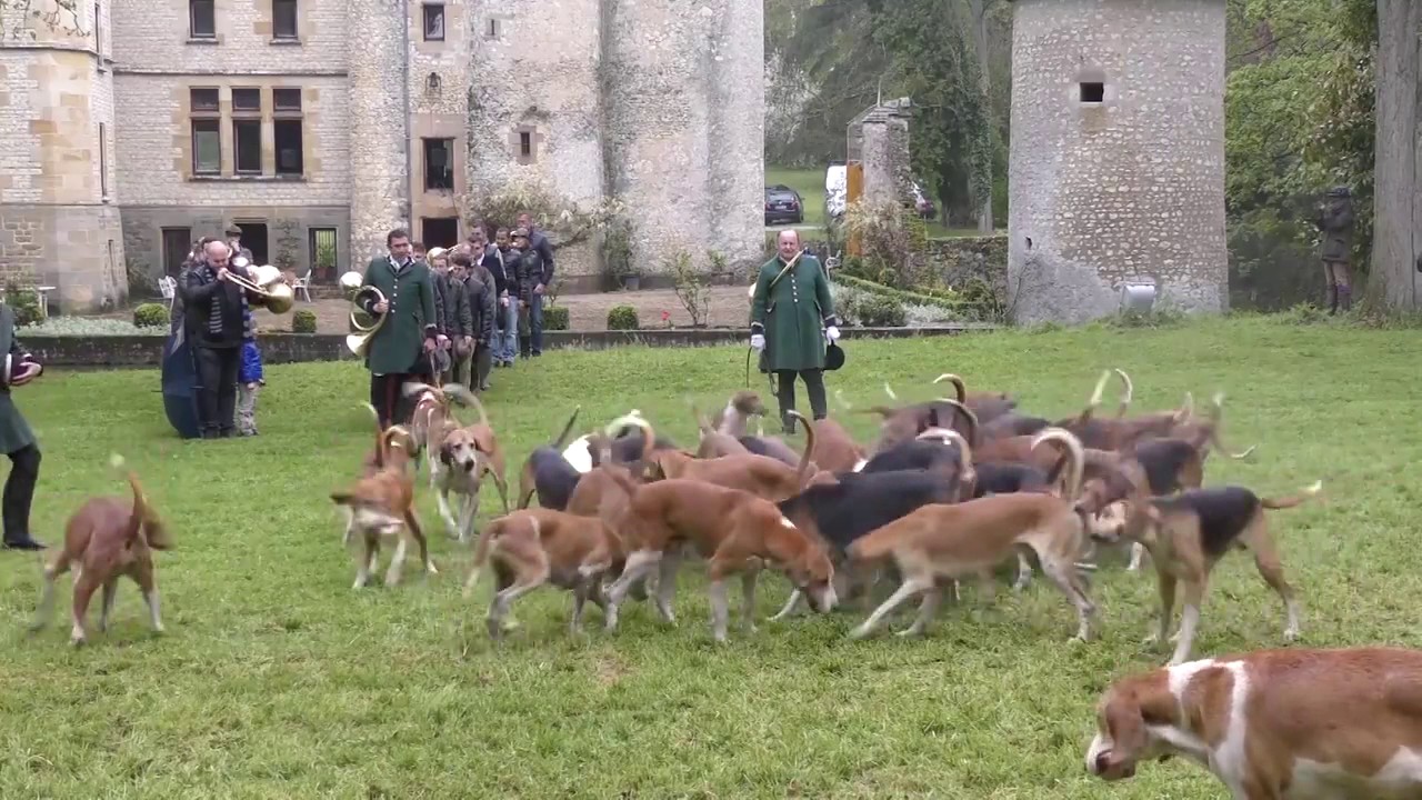 Journée Nationale de la Trompe de Chasse 2016 au château de Laugère