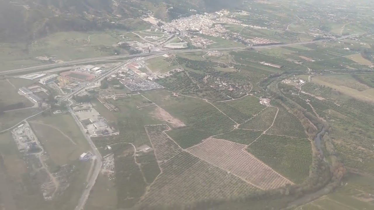 Aterrizando en Málaga l Landing in Malaga