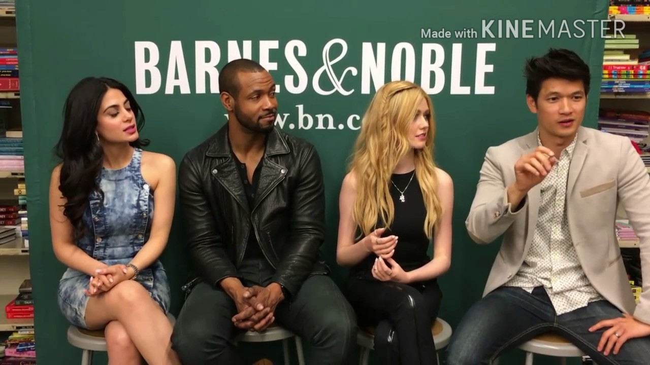 Shadowhunters Cast | Humor 2 | You can't do that in New York