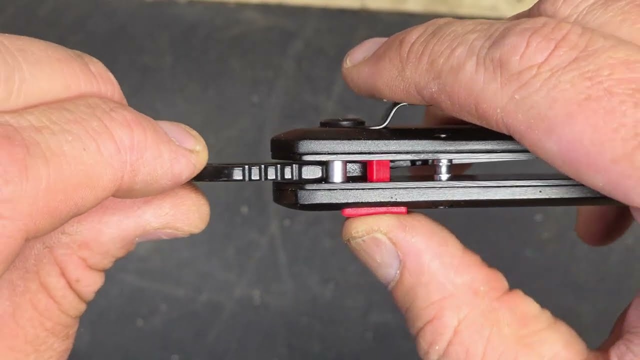 Arrow makes a surprisingly good pocket knife - REALLY