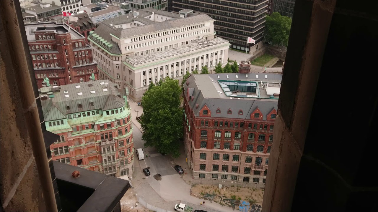 St. Nikolai Hamburg view 4K June 2018