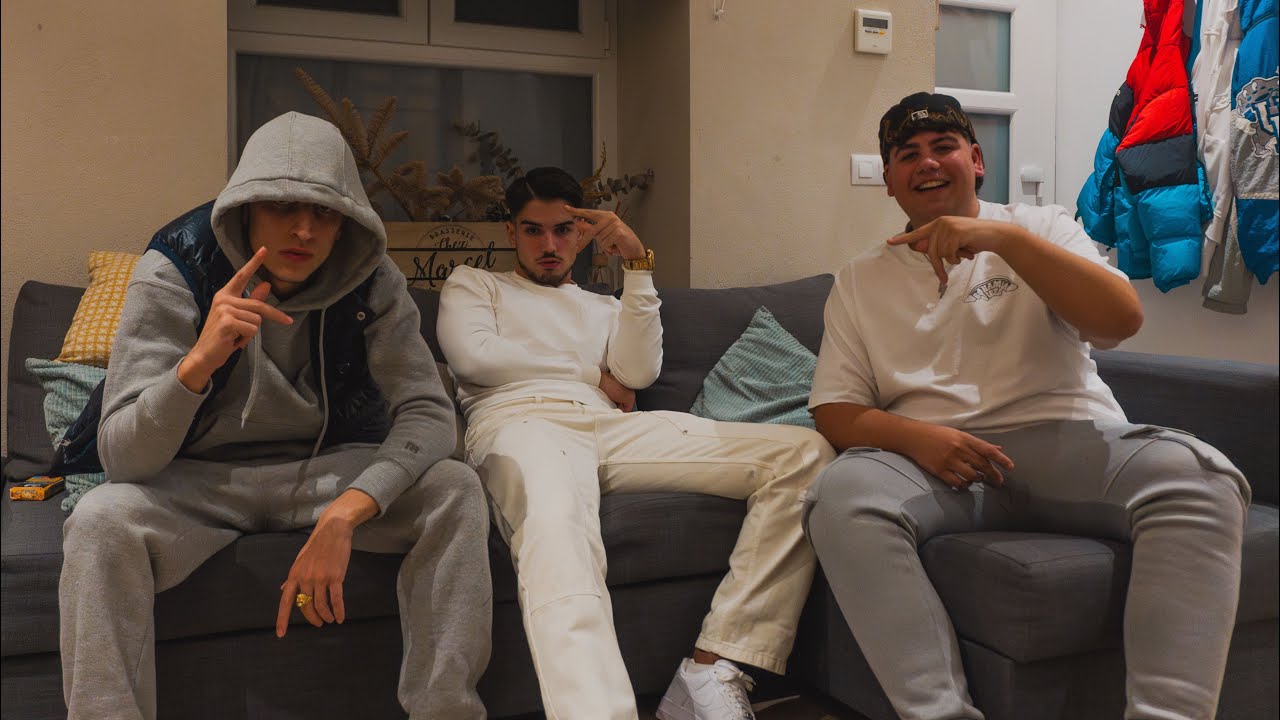 REACCIONANDO y CHARLANDO con GRIND y MAKRO