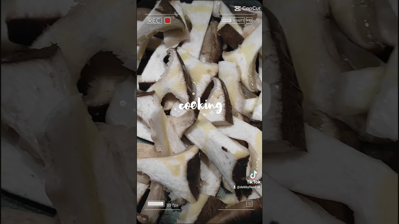 Funghi cardoncelli @ClickandFood trifolati #puglia #funghi #ricettaveloce