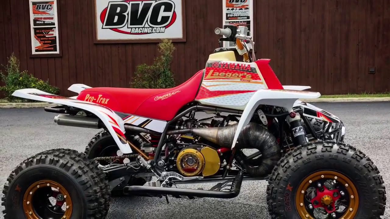 100-сильный Pro-Trax Yamaha BANSHEE против TRX250R и TRX450R