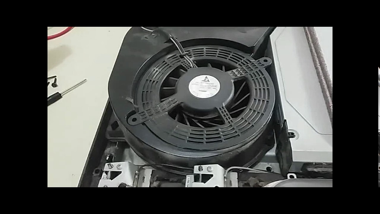 PS3 - Desmontar, limpar e trocar pasta térmica do Playstation 3 Slim