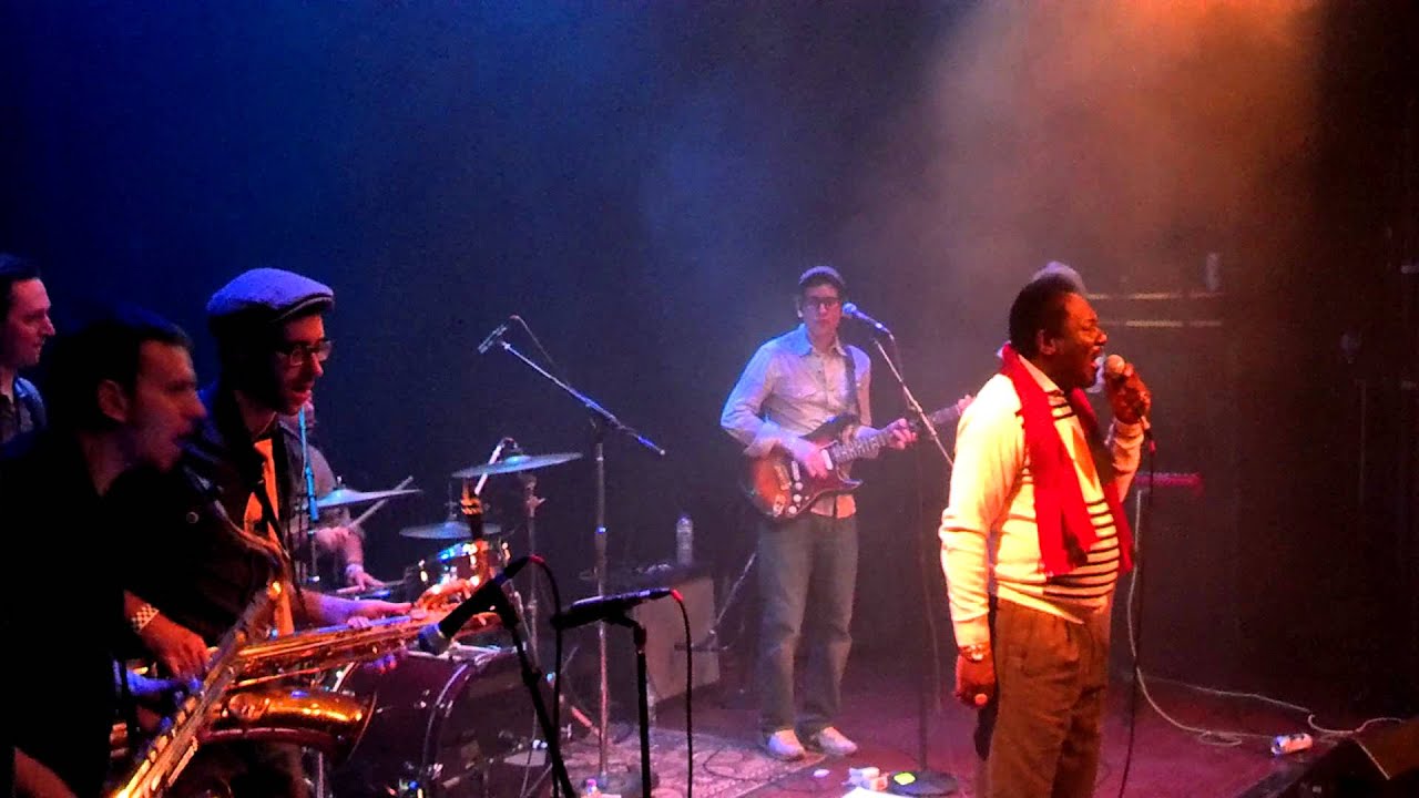 Pat Kelly - I Wish It Would Rain - live @ Mayne Stage 16 Nov. 2012