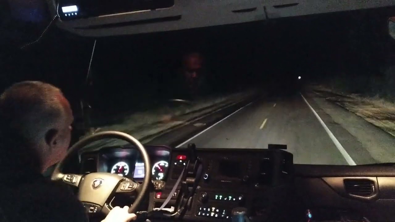 RIO - BAHIA  BR 116 , ONDE A NOITE É PARA POUCOS.