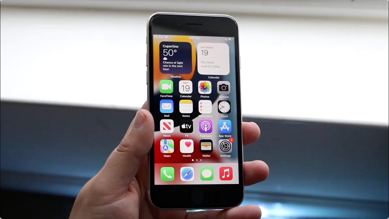 iOS 26.6 на iPhone SE (2022)! (Обзор)