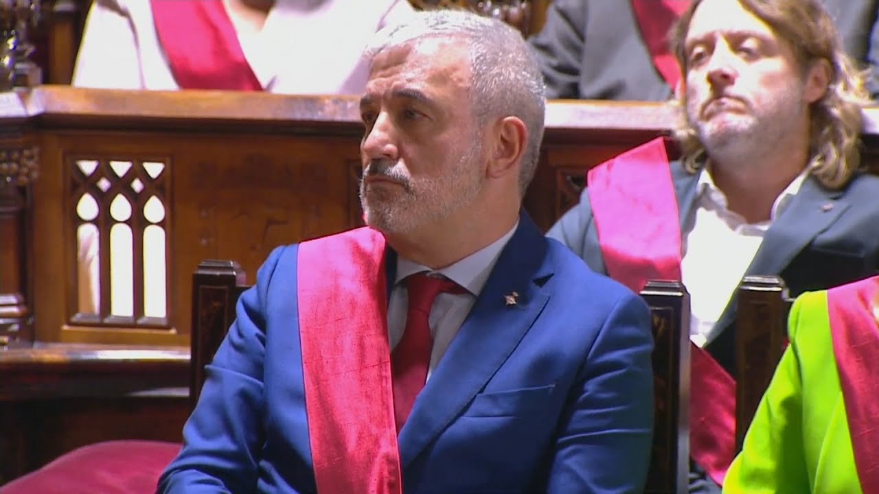 Un giro de guión da la alcaldía de Barcelona a Collboni